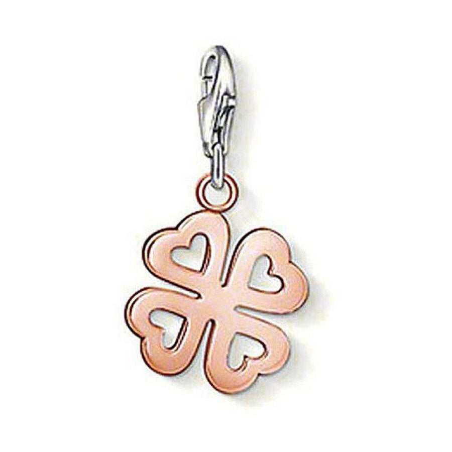 Charm 0946 Cloverleaf: Rose gold clover charm with heart cutouts, silver clasp.
