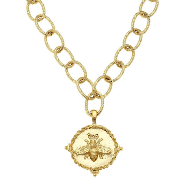 Gold Bee pendant necklace with textured chain