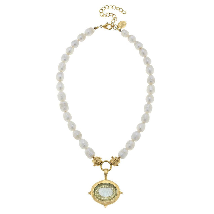 Venetian Glass Bee Intaglio on Pearls