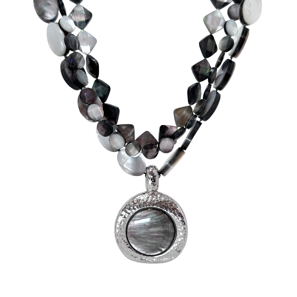 Black Mother of Pearl Pendant Necklace