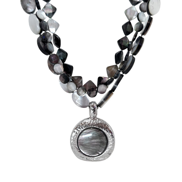 Black Mother of Pearl Pendant Necklace