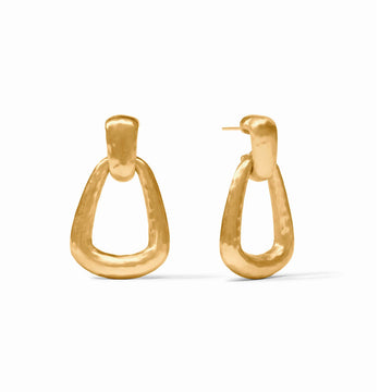 Julie Vos Sahara Demi doorknocker earrings in 24k gold vermeil with a textured, triangular drop design.