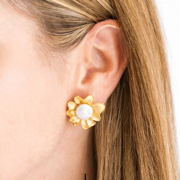 Marigold Pearl Studs
